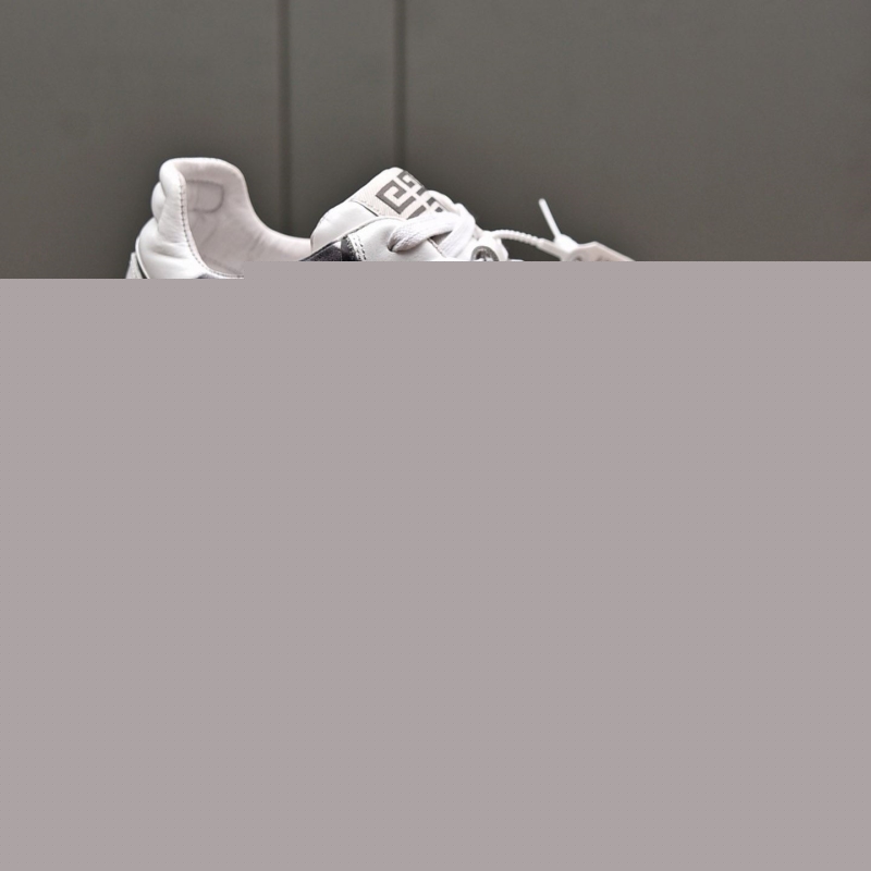 Givenchy Sneakers